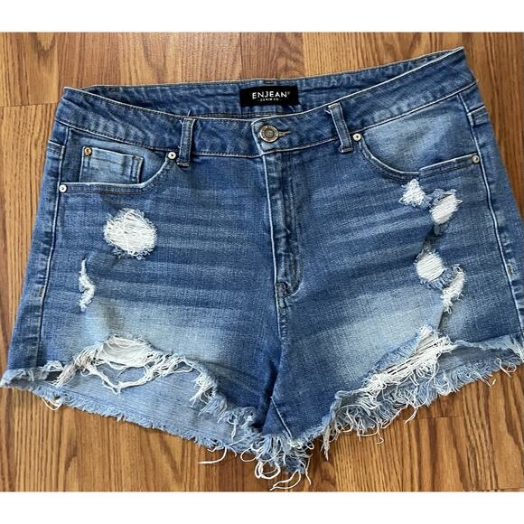 ENJEAN Women’s Shorts Size 1X Distressed Cutoffs Denim Light Wash High Rise - Picture 1 of 10